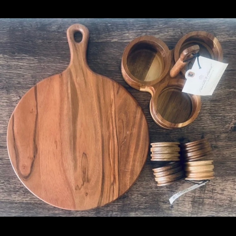 Hearth & Hand Wood Serving Set